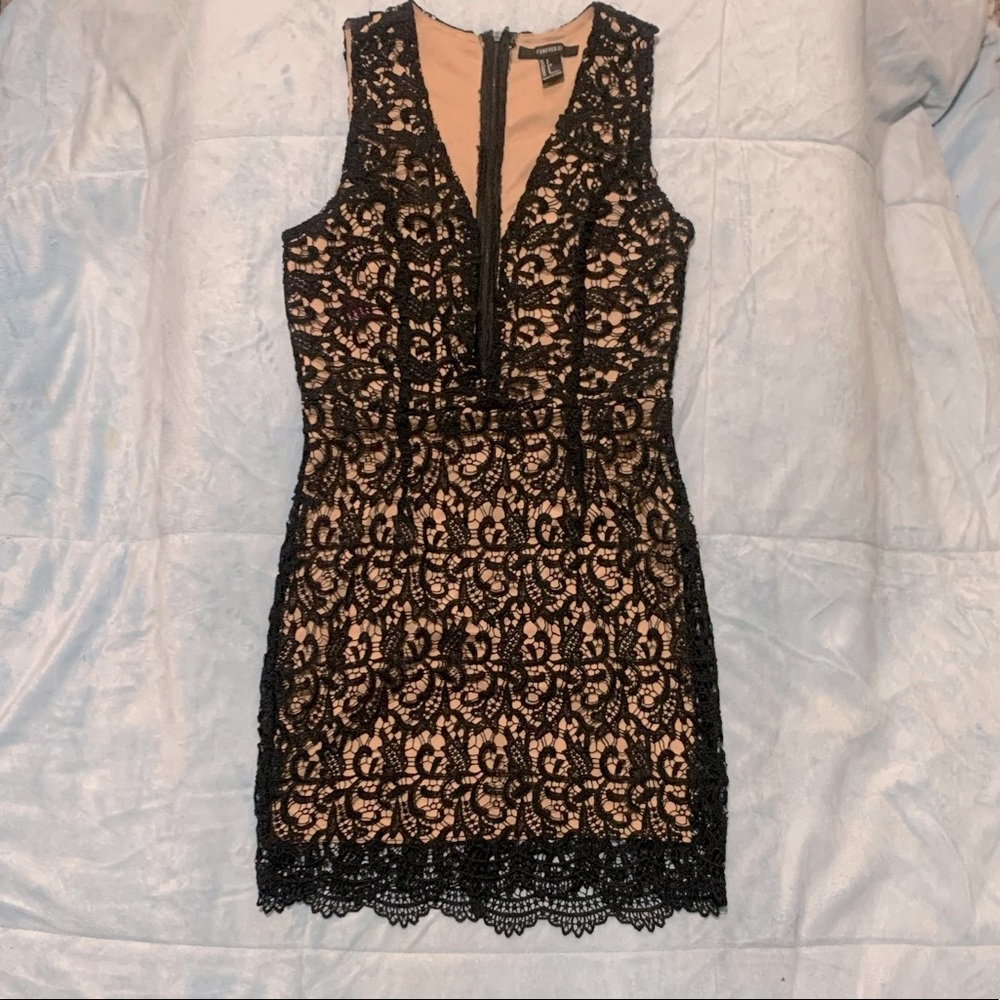Mini dress black lace